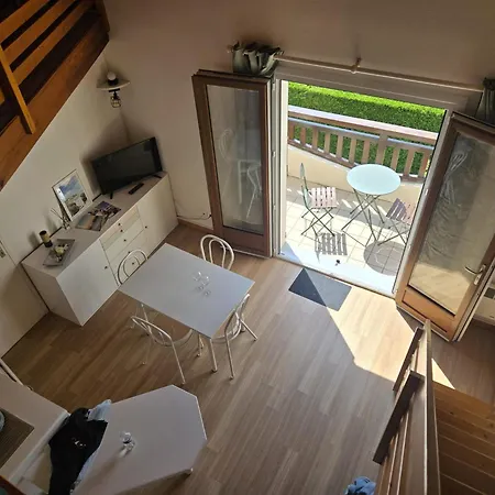 à * Saint-Palais-sur-Mer